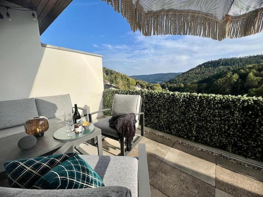 Wohnen Im Schwarzwald Mit Panoramablick Appartement Bad Herrenalb Buitenkant foto