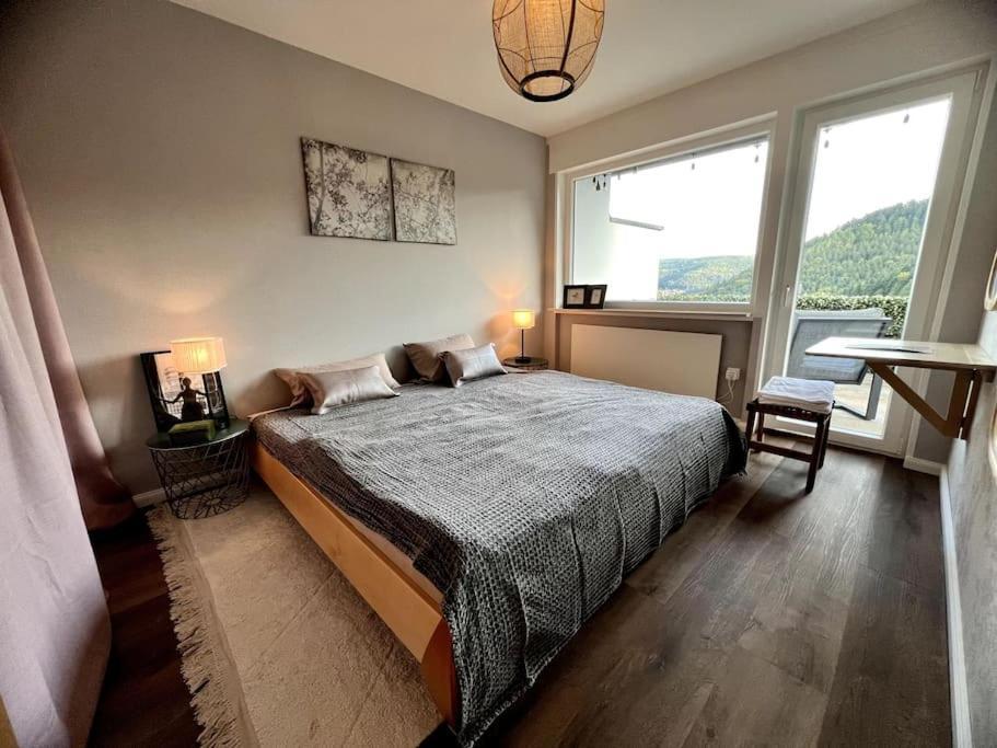 Wohnen Im Schwarzwald Mit Panoramablick Appartement Bad Herrenalb Buitenkant foto